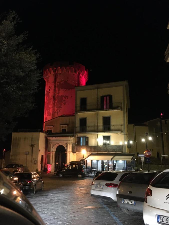 Casa Vacanze Torre Di Mola Formia Exterior photo
